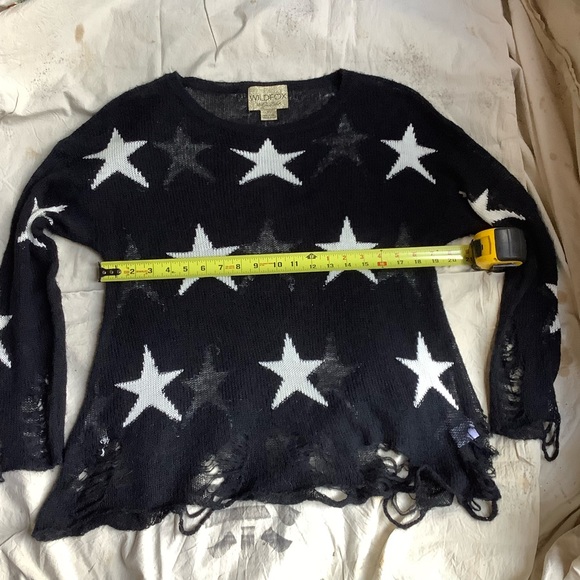 Wildfox Gold Label Destroyed Lennon Sweater. - Picture 4 of 5